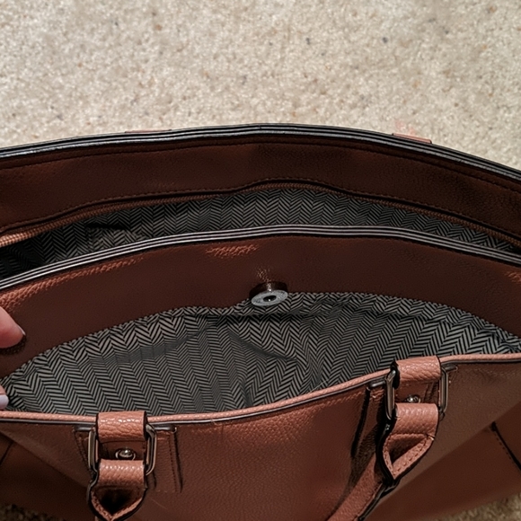 Justfab purse - Picture 3 of 3